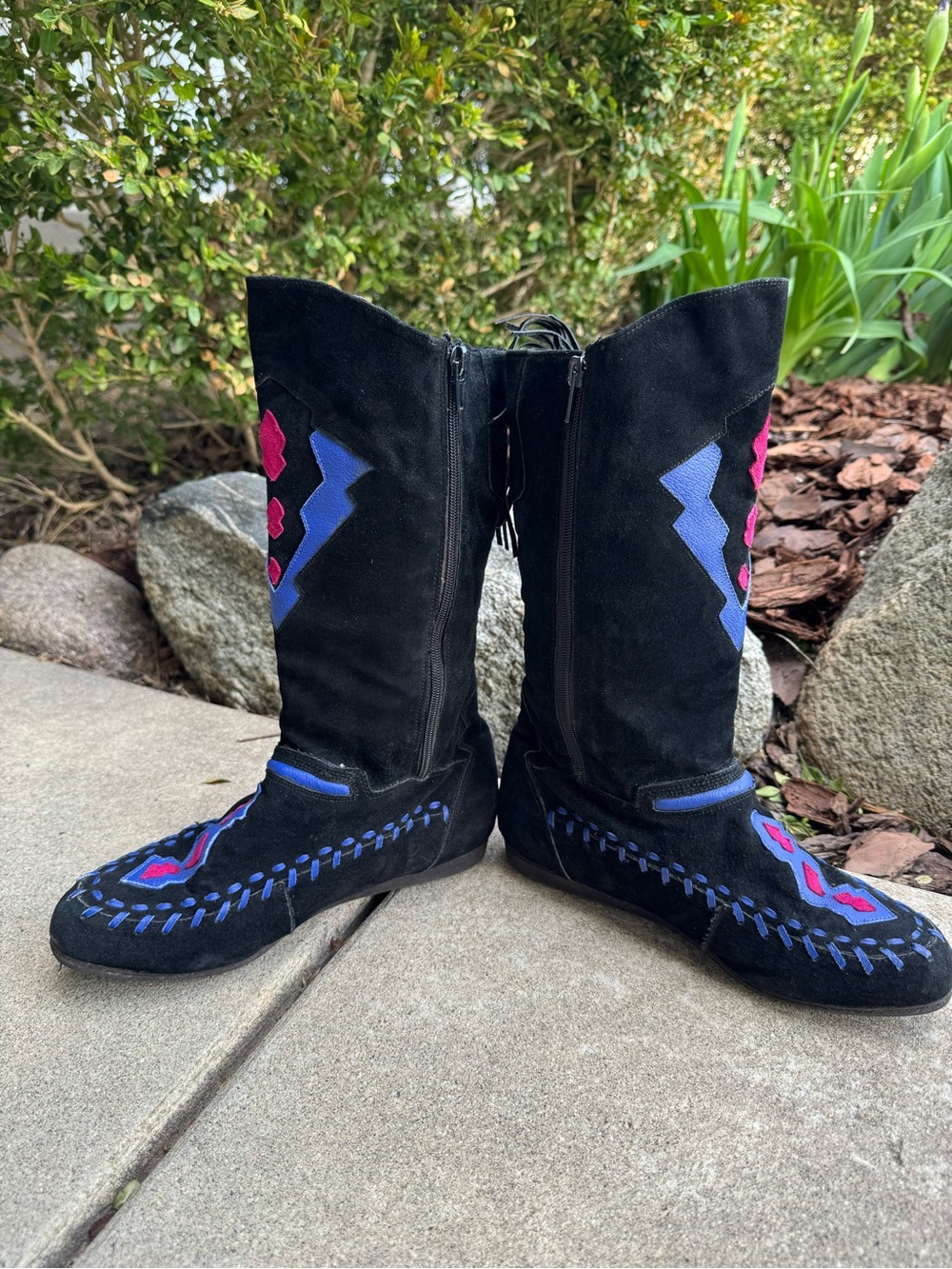 Black Suede Knee Boots w Blue Pink leather Embroidery boho cowgirl western 7.5 - Picture 2 of 10